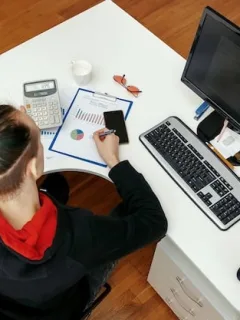 Calculate Capital Gains Tax After Federal Regulation Changes - Cover Image