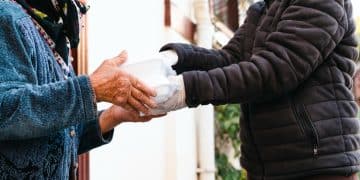 年の日本政府による低所得者支援