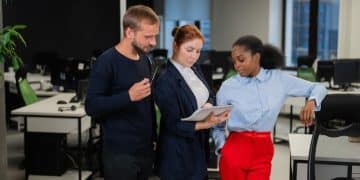 New Overtime Pay Legislation for Salaried US Employees in 2025 - Cover Image
